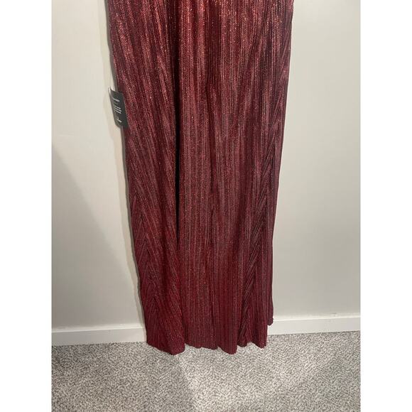 NWT Lulu’s Get To The Groove Shiny Red Pleated One Shoulder Maxi Dress - Picture 8 of 13